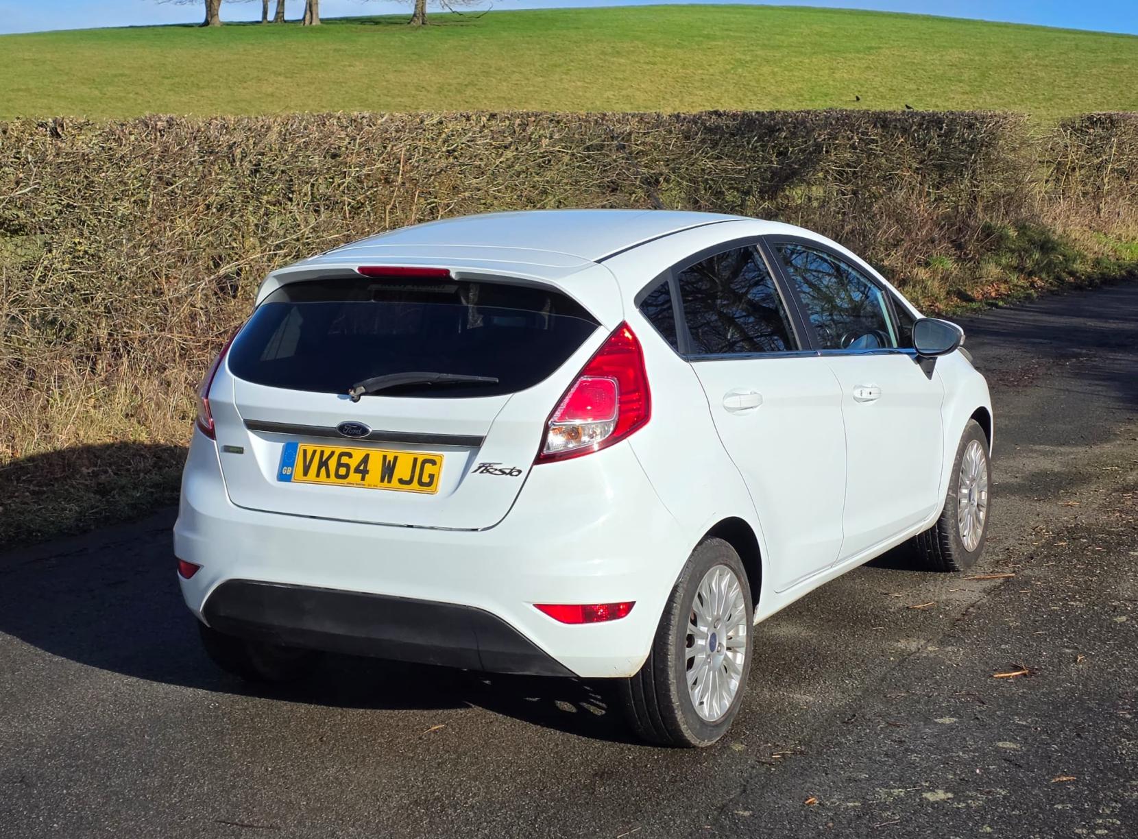 Ford Fiesta 1.0T EcoBoost Titanium Hatchback 5dr Petrol Manual Euro 5 (s/s) (100 ps)