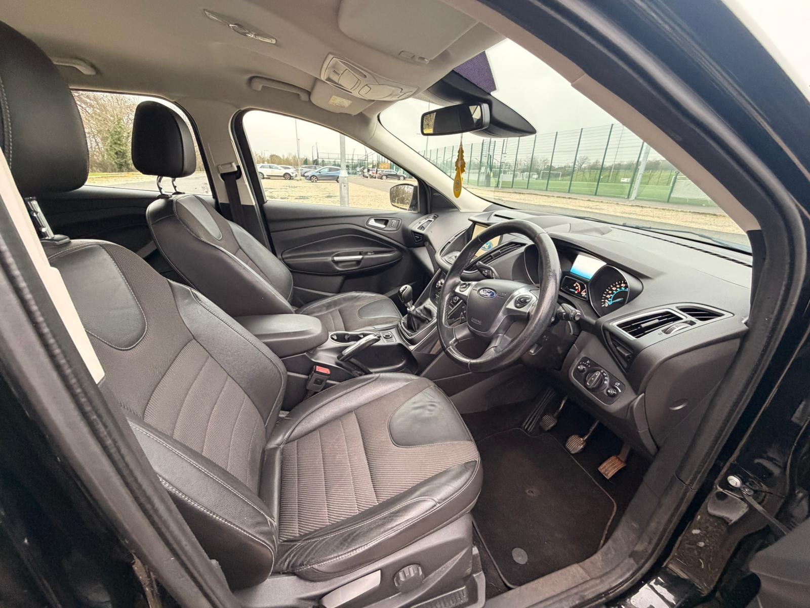 Ford Kuga 2.0 TDCi Titanium SUV 5dr Diesel Manual 2WD Euro 6 (s/s) (150 ps)