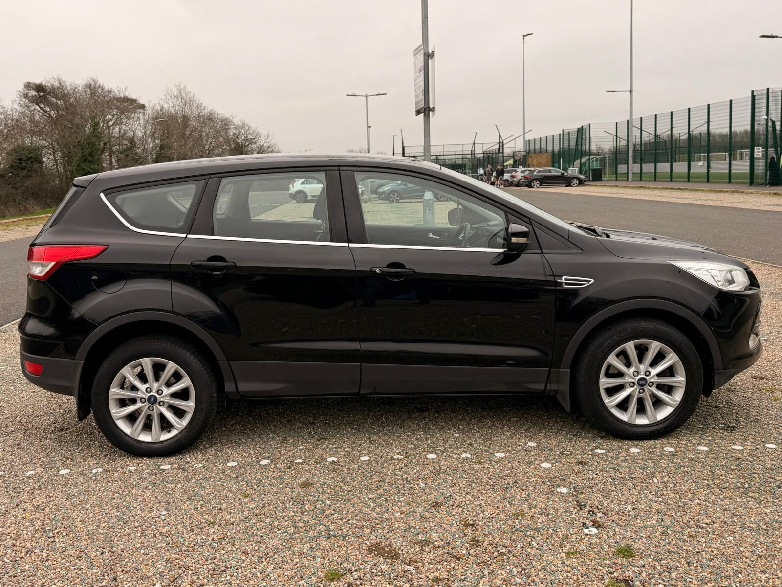 Ford Kuga 2.0 TDCi Titanium SUV 5dr Diesel Manual 2WD Euro 6 (s/s) (150 ps)
