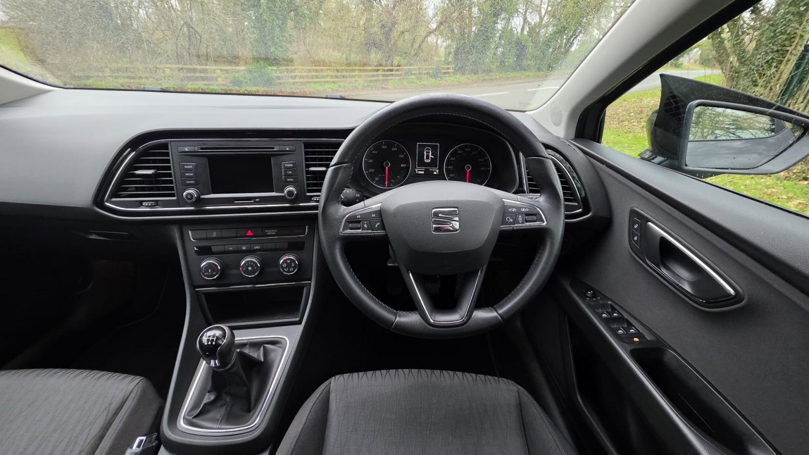 SEAT Leon 1.2 TSI SE Hatchback 5dr Petrol Manual Euro 5 (s/s) (105 ps)