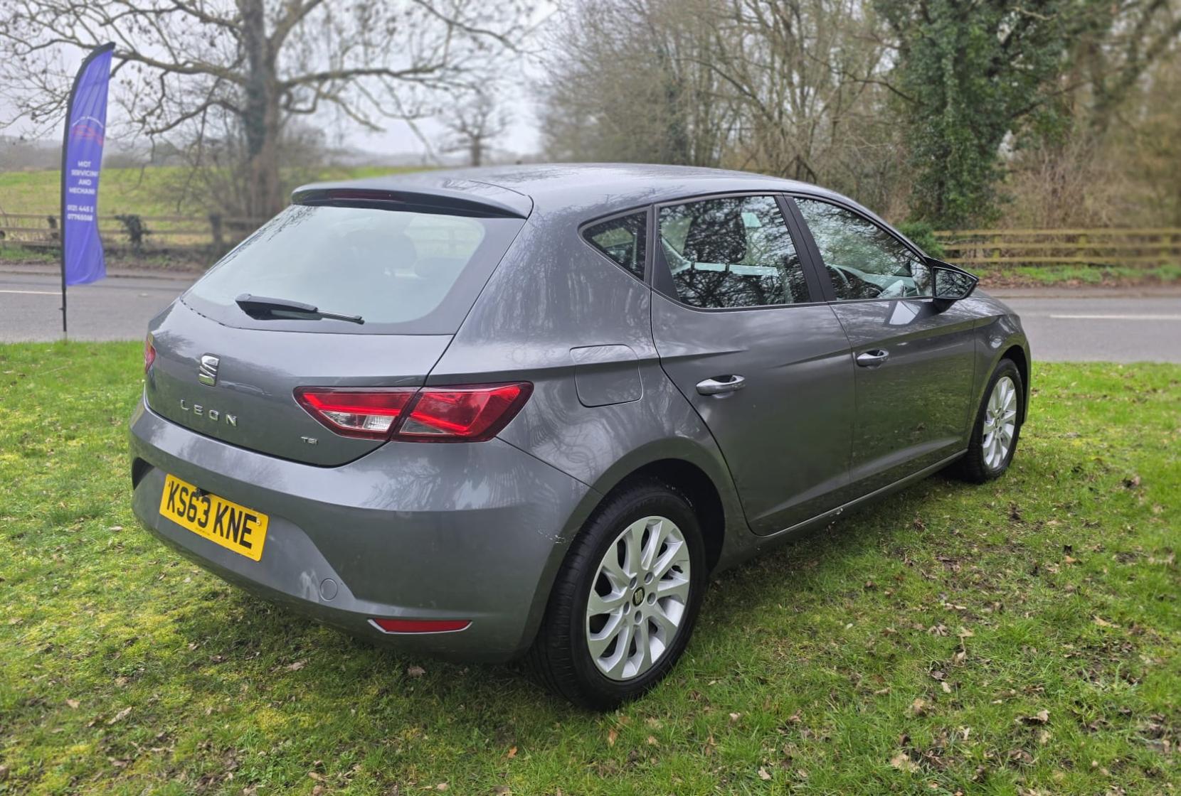 SEAT Leon 1.2 TSI SE Hatchback 5dr Petrol Manual Euro 5 (s/s) (105 ps)