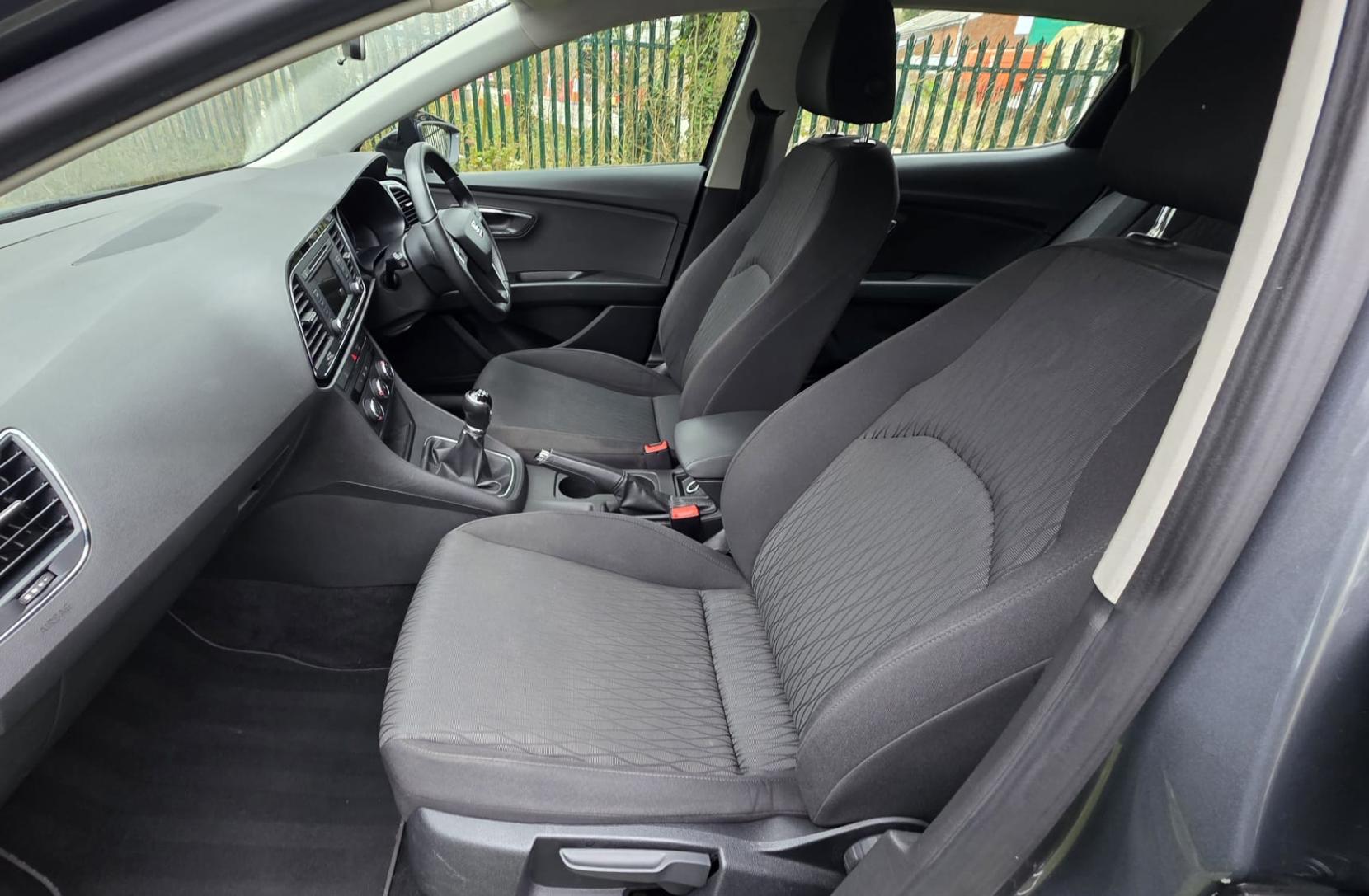 SEAT Leon 1.2 TSI SE Hatchback 5dr Petrol Manual Euro 5 (s/s) (105 ps)