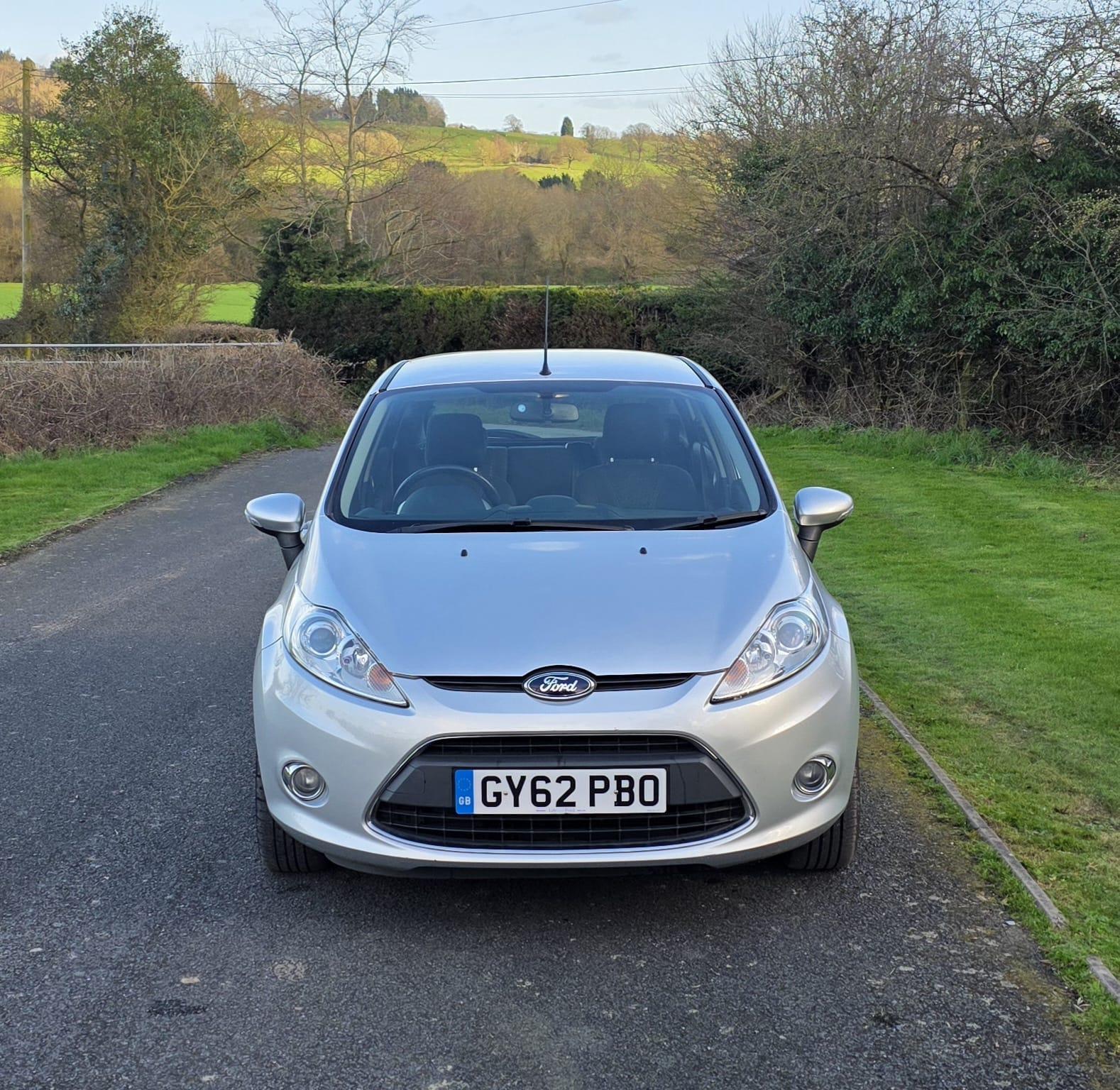 Ford Fiesta 1.4 Zetec Hatchback 5dr Petrol Automatic (154 g/km, 94 bhp)