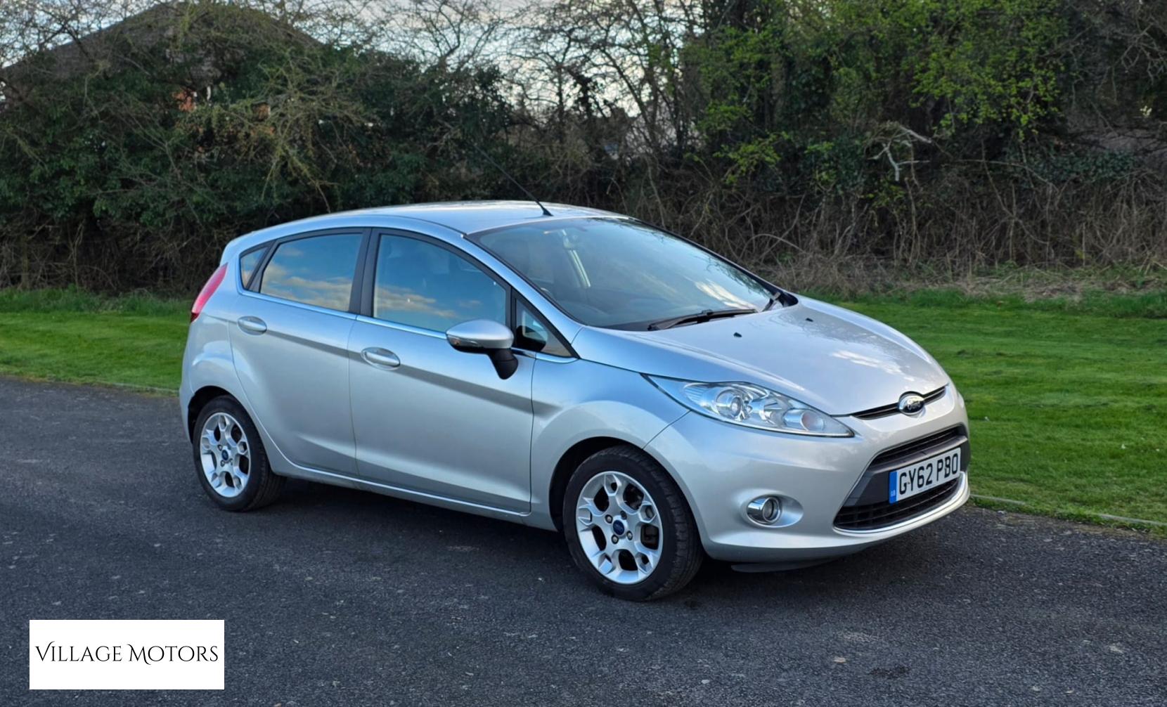 Ford Fiesta 1.4 Zetec Hatchback 5dr Petrol Automatic (154 g/km, 94 bhp)