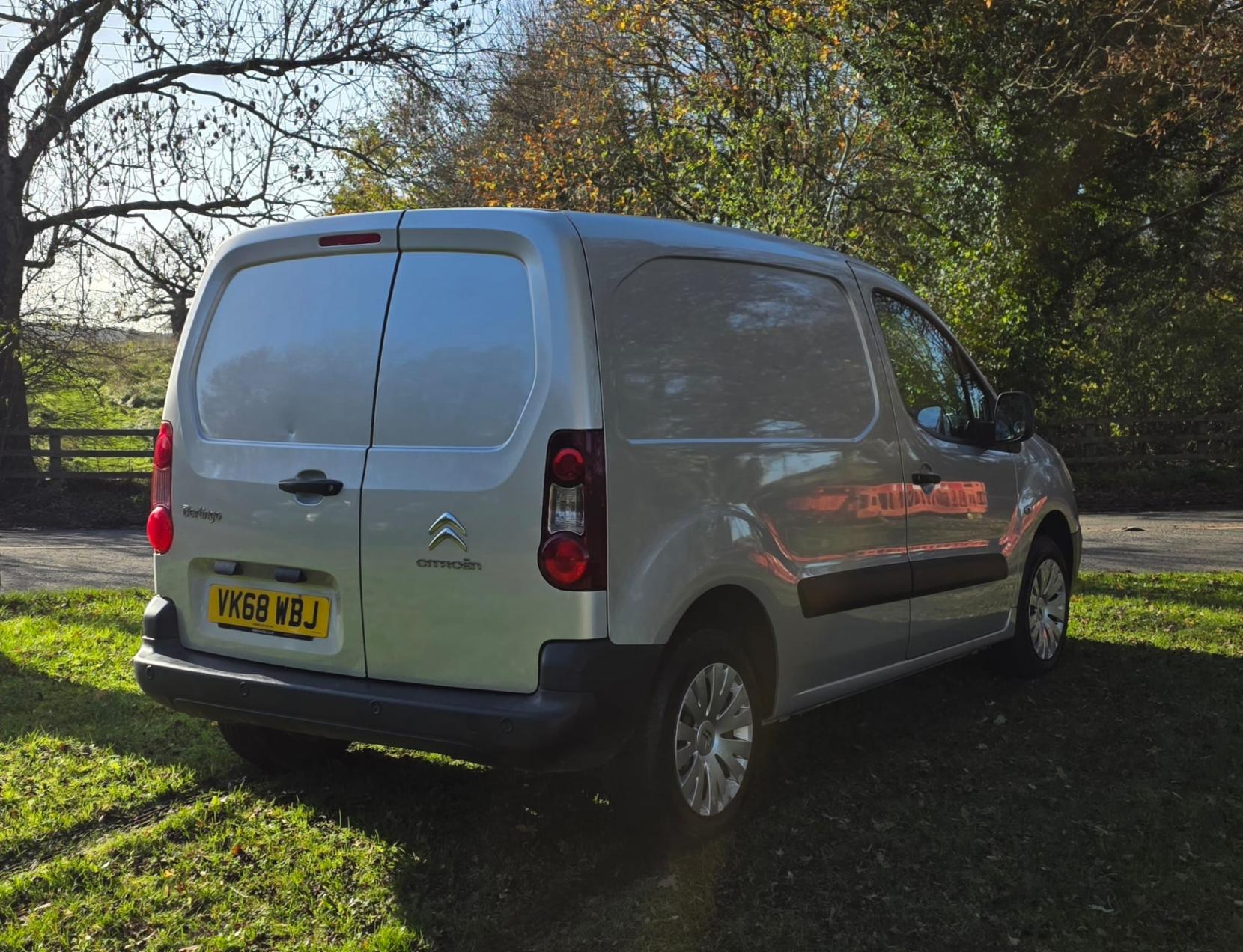 Citroen Berlingo 1.6 BlueHDi 850 Enterprise Panel Van 5dr Diesel Manual L1 (112 g/km, 100 bhp)