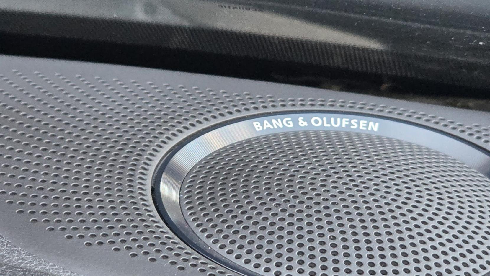 Audi A4 Avant 3.0 TDI V6 Black Edition Estate 5dr Diesel S Tronic quattro Euro 5 (s/s) (245 ps)