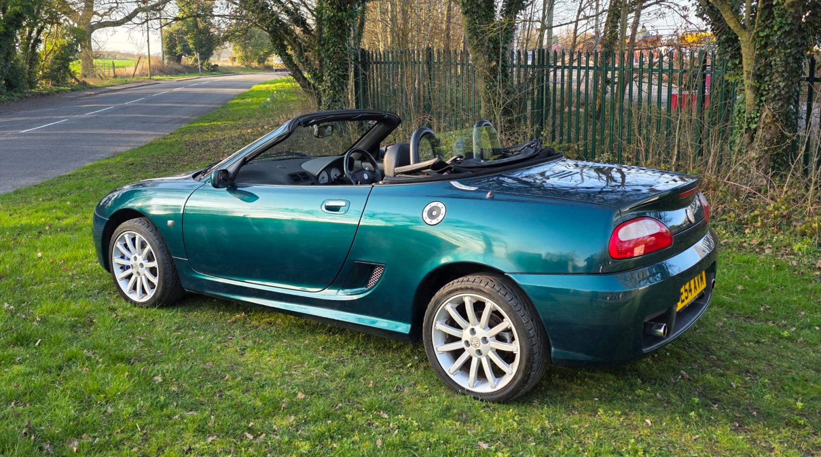 MG TF 1.8 Convertible 2dr Petrol Stepspeed (199 g/km, 118 bhp)