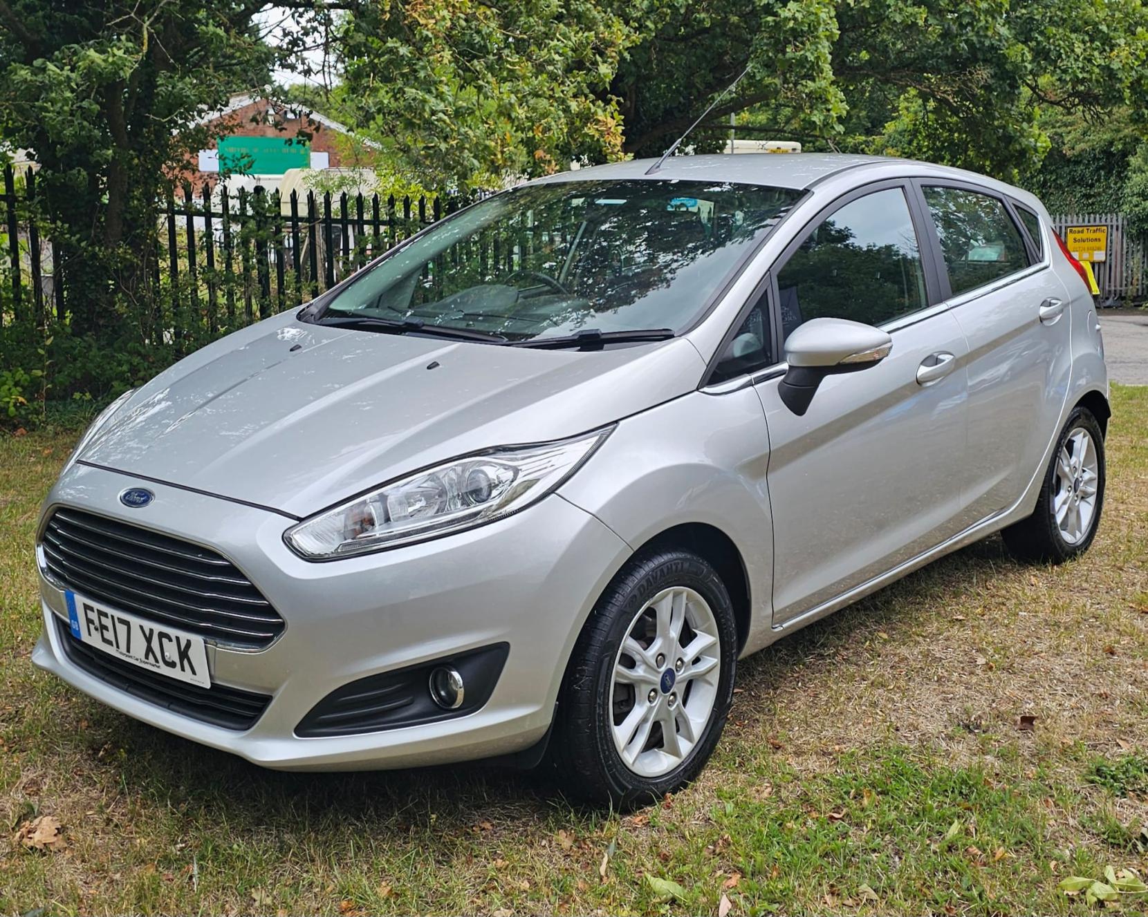 Ford Fiesta 1.5 TDCi Zetec Hatchback 5dr Diesel Manual Euro 6 (75 ps)