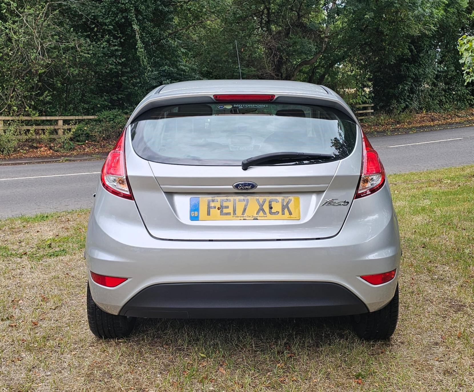 Ford Fiesta 1.5 TDCi Zetec Hatchback 5dr Diesel Manual Euro 6 (75 ps)