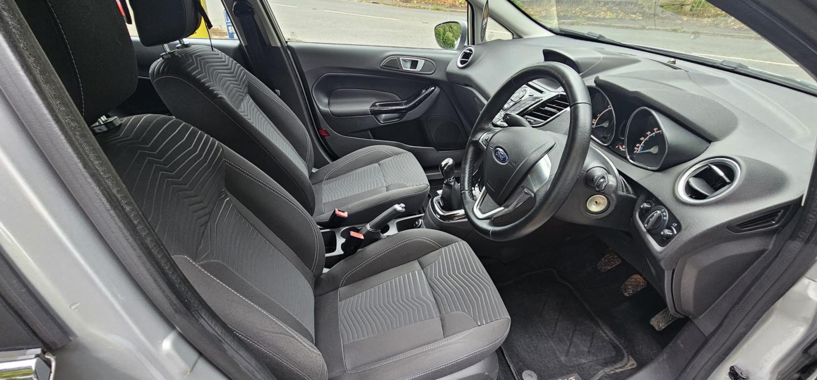 Ford Fiesta 1.5 TDCi Zetec Hatchback 5dr Diesel Manual Euro 6 (75 ps)