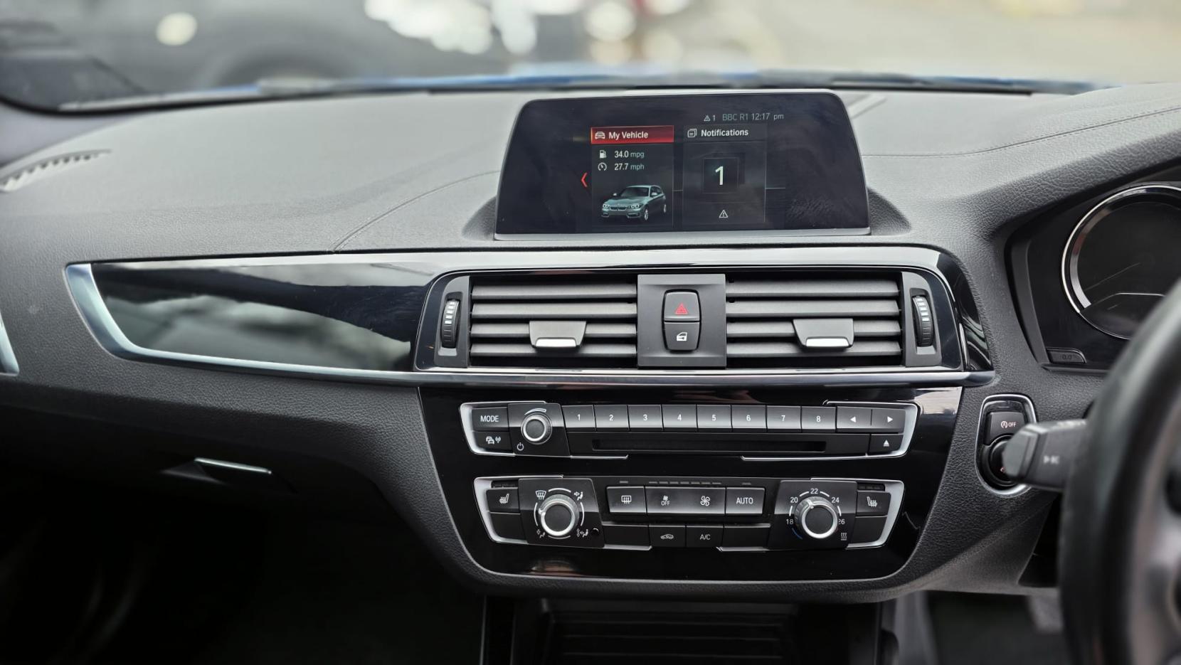 BMW 1 Series 1.5 118i M Sport Shadow Edition Hatchback 3dr Petrol Auto Euro 6 (s/s) (136 ps)