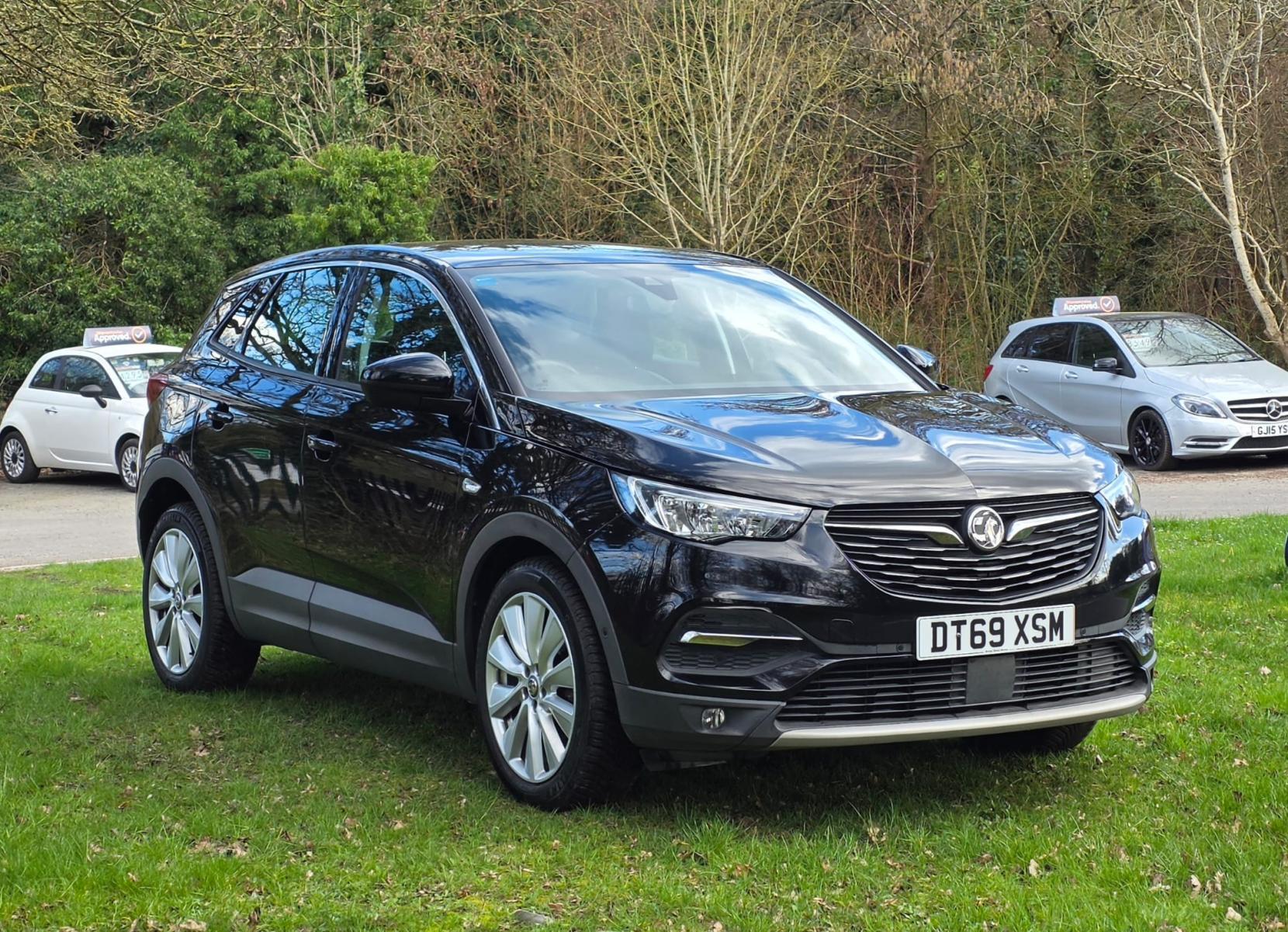 Vauxhall Grandland X 1.2 Turbo Elite Nav SUV 5dr Petrol Auto 8Spd Euro 6 (s/s) (130 ps)