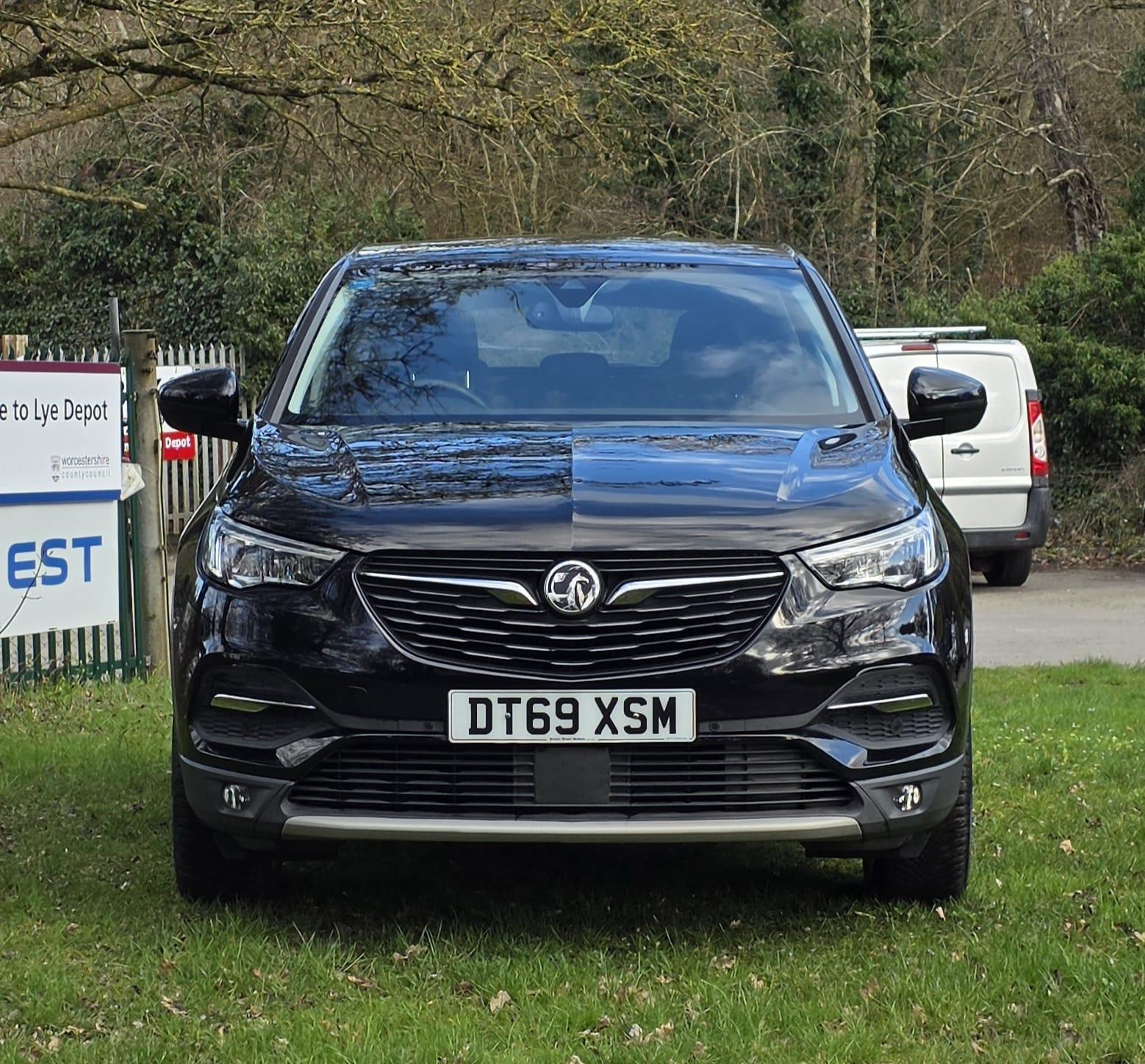 Vauxhall Grandland X 1.2 Turbo Elite Nav SUV 5dr Petrol Auto 8Spd Euro 6 (s/s) (130 ps)