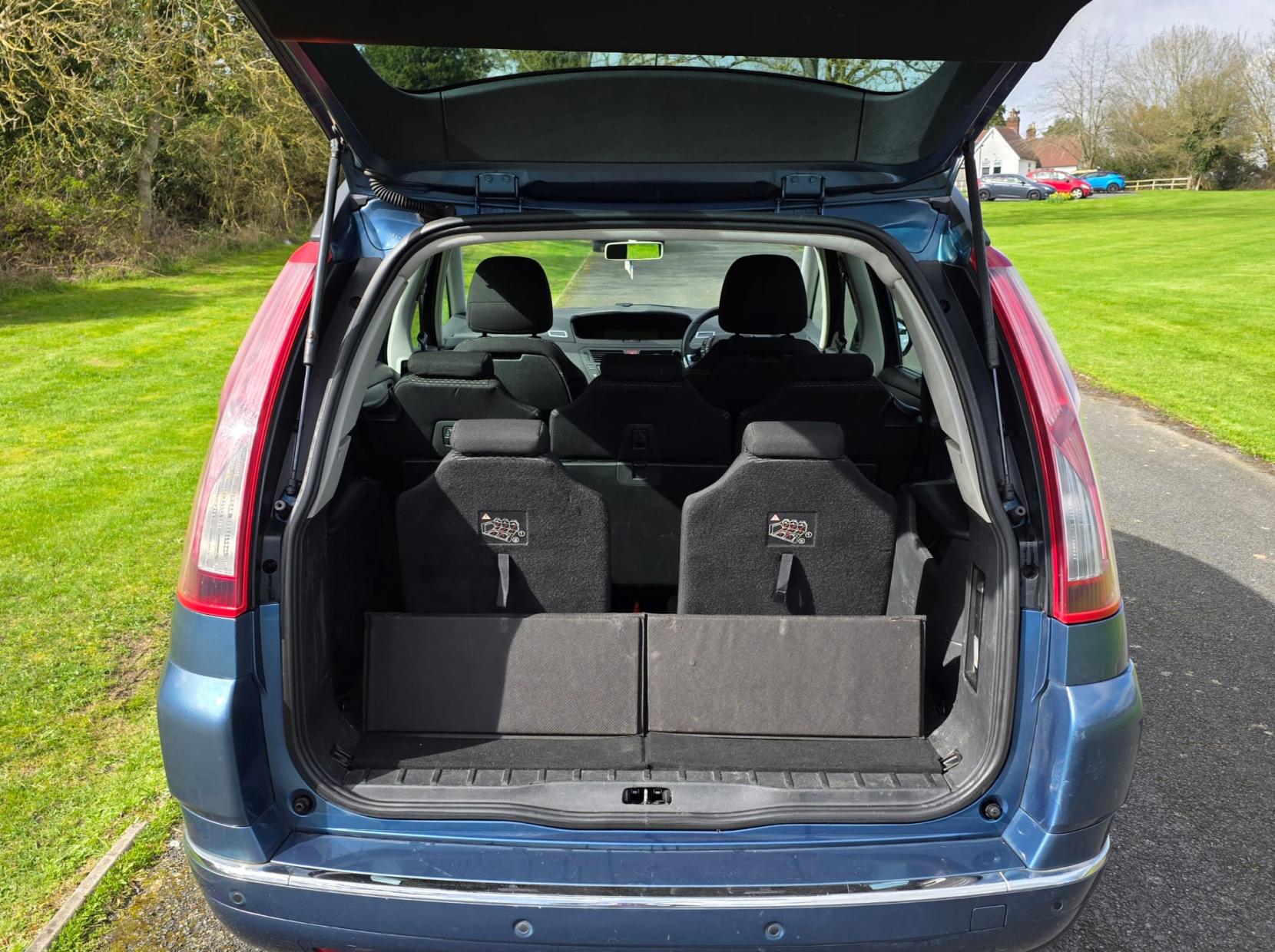 Citroen Grand C4 Picasso 1.6 HDi VTR+ MPV 5dr Diesel Manual Euro 5 (110 ps)