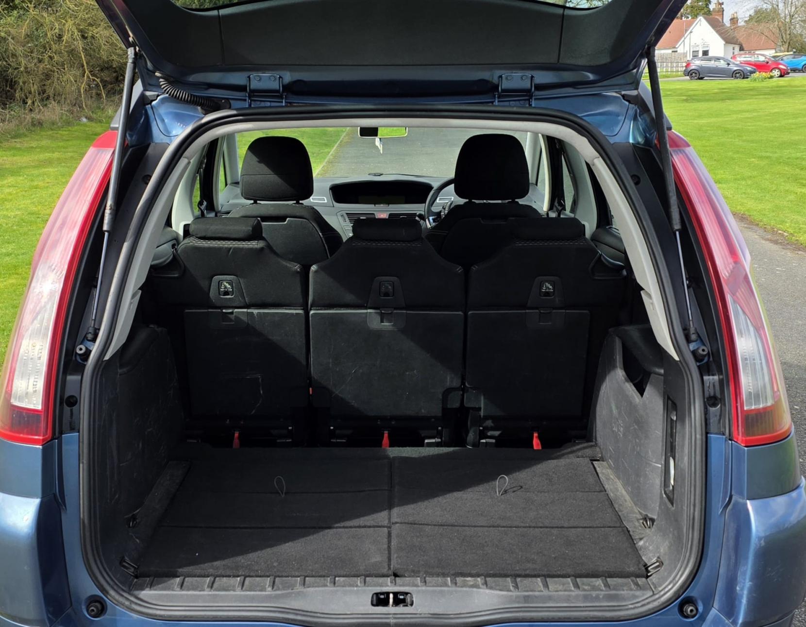 Citroen Grand C4 Picasso 1.6 HDi VTR+ MPV 5dr Diesel Manual Euro 5 (110 ps)