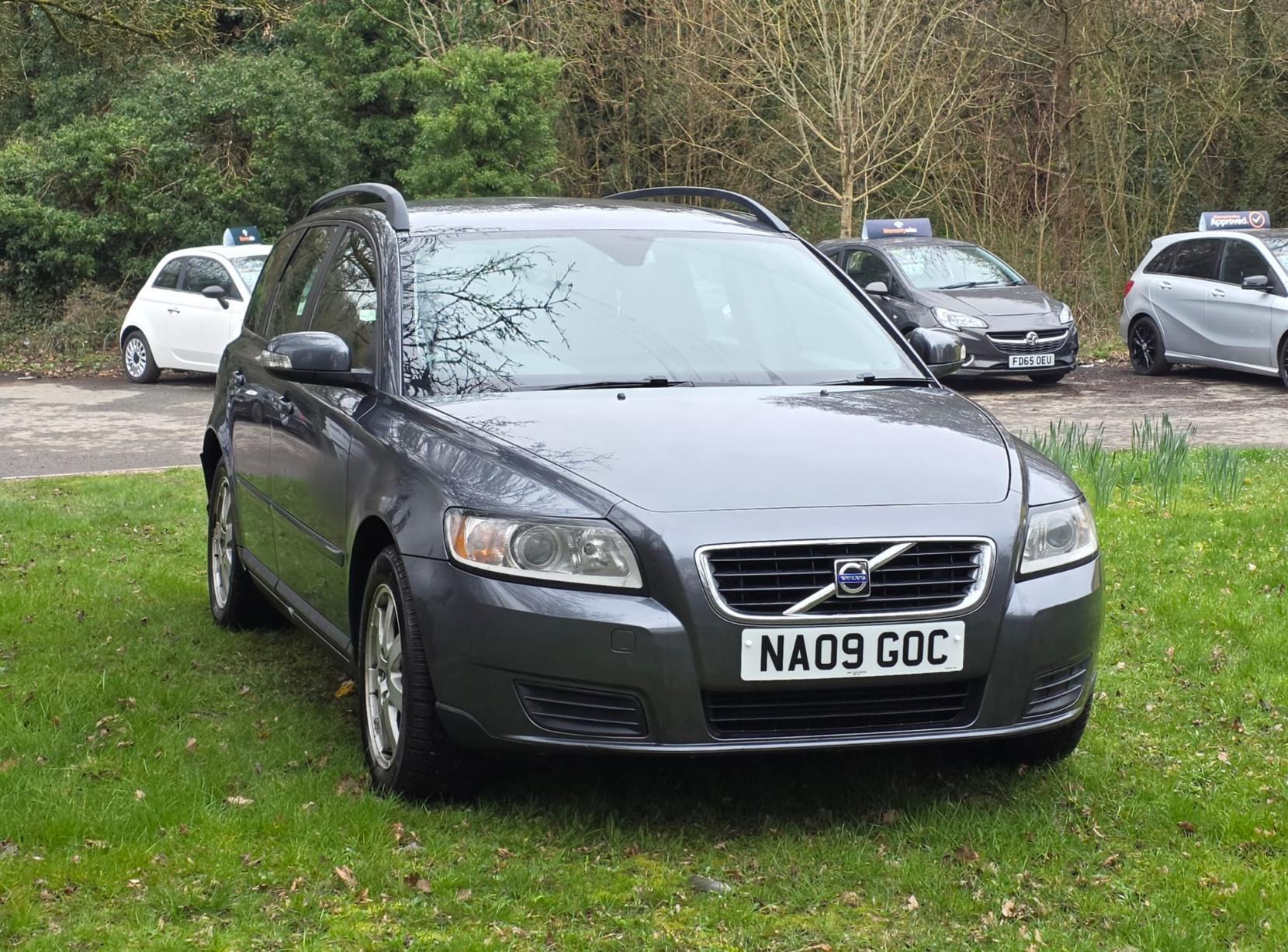 Volvo V50 1.6D DRIVe S Estate 5dr Diesel Manual Euro 4 (109 ps)