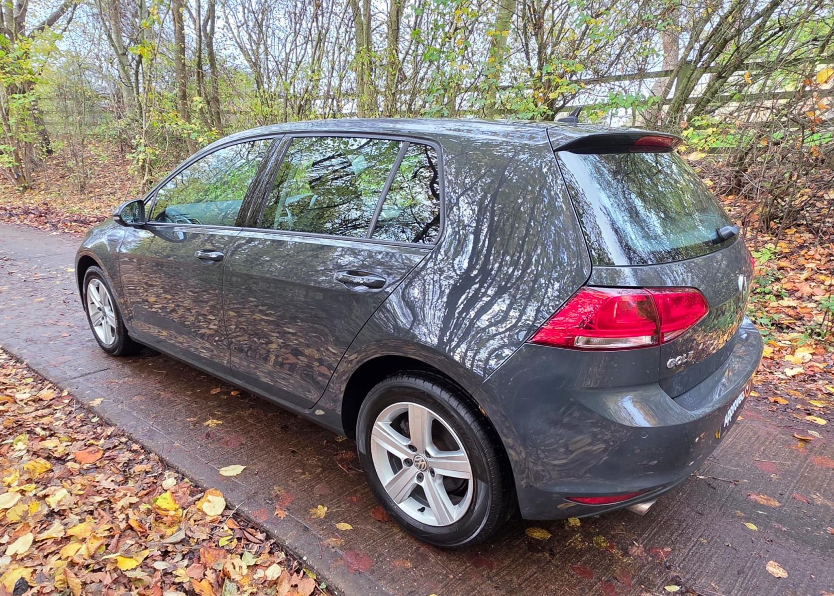 Volkswagen Golf 1.6 TDI BlueMotion Tech Match Edition Hatchback 5dr Diesel DSG Euro 6 (s/s) (110 ps)