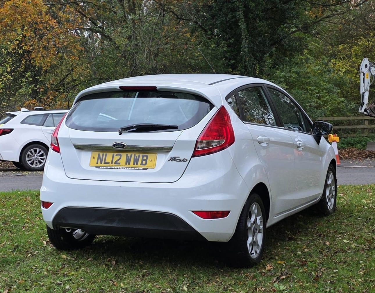 Ford Fiesta 1.25 Zetec Hatchback 5dr Petrol Manual (129 g/km, 81 bhp)
