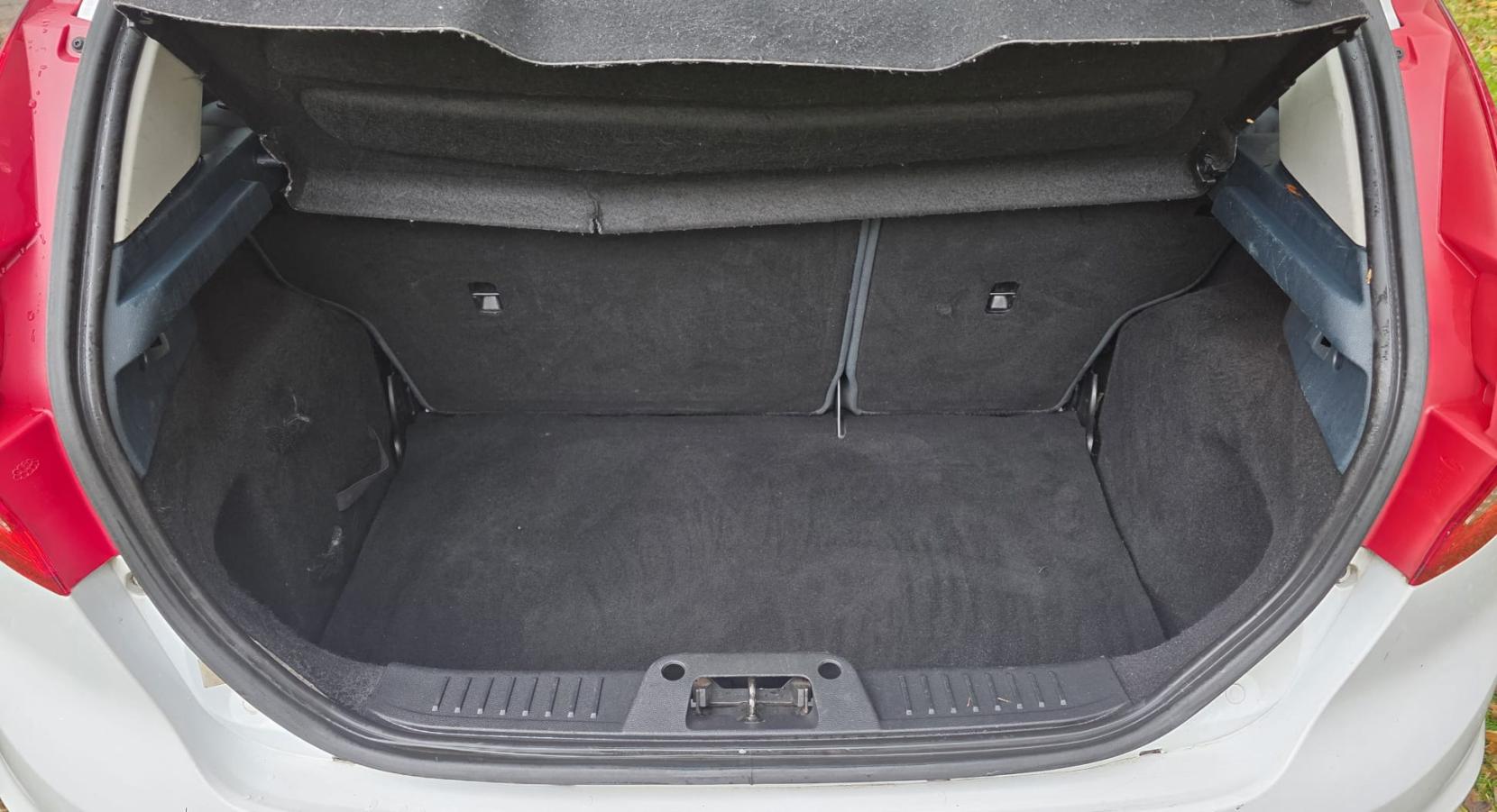 Ford Fiesta 1.25 Zetec Hatchback 5dr Petrol Manual (129 g/km, 81 bhp)