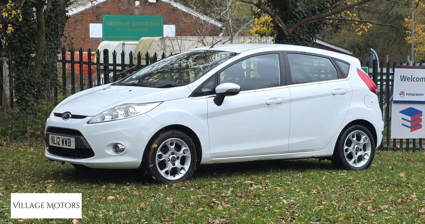 Ford Fiesta 1.25 Zetec Hatchback 5dr Petrol Manual (129 g/km, 81 bhp)