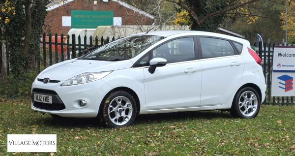 Ford Fiesta 1.25 Zetec Hatchback 5dr Petrol Manual (129 g/km, 81 bhp)