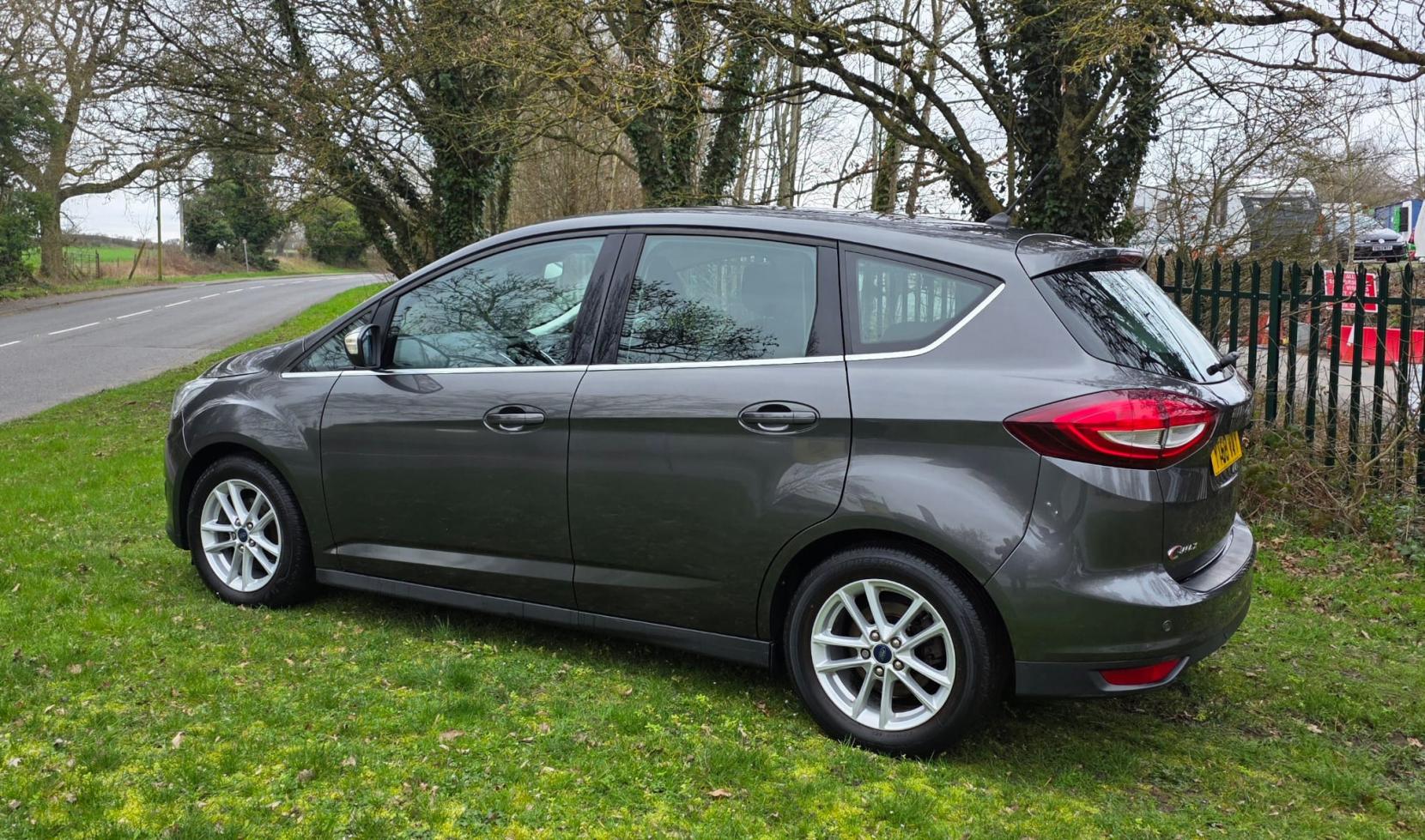 Ford C-Max 1.0T EcoBoost GPF Zetec MPV 5dr Petrol Manual Euro 6 (s/s) (125 ps)