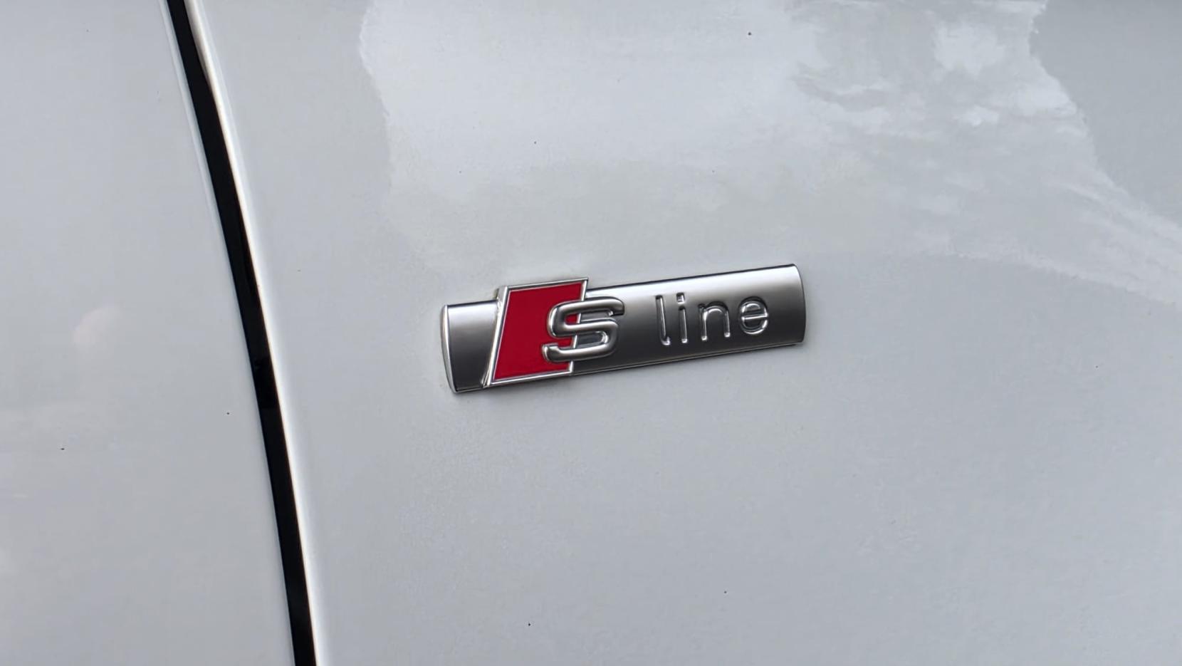 Audi A1 1.4 TFSI Black Edition Hatchback 3dr Petrol S Tronic Euro 5 (185 ps)