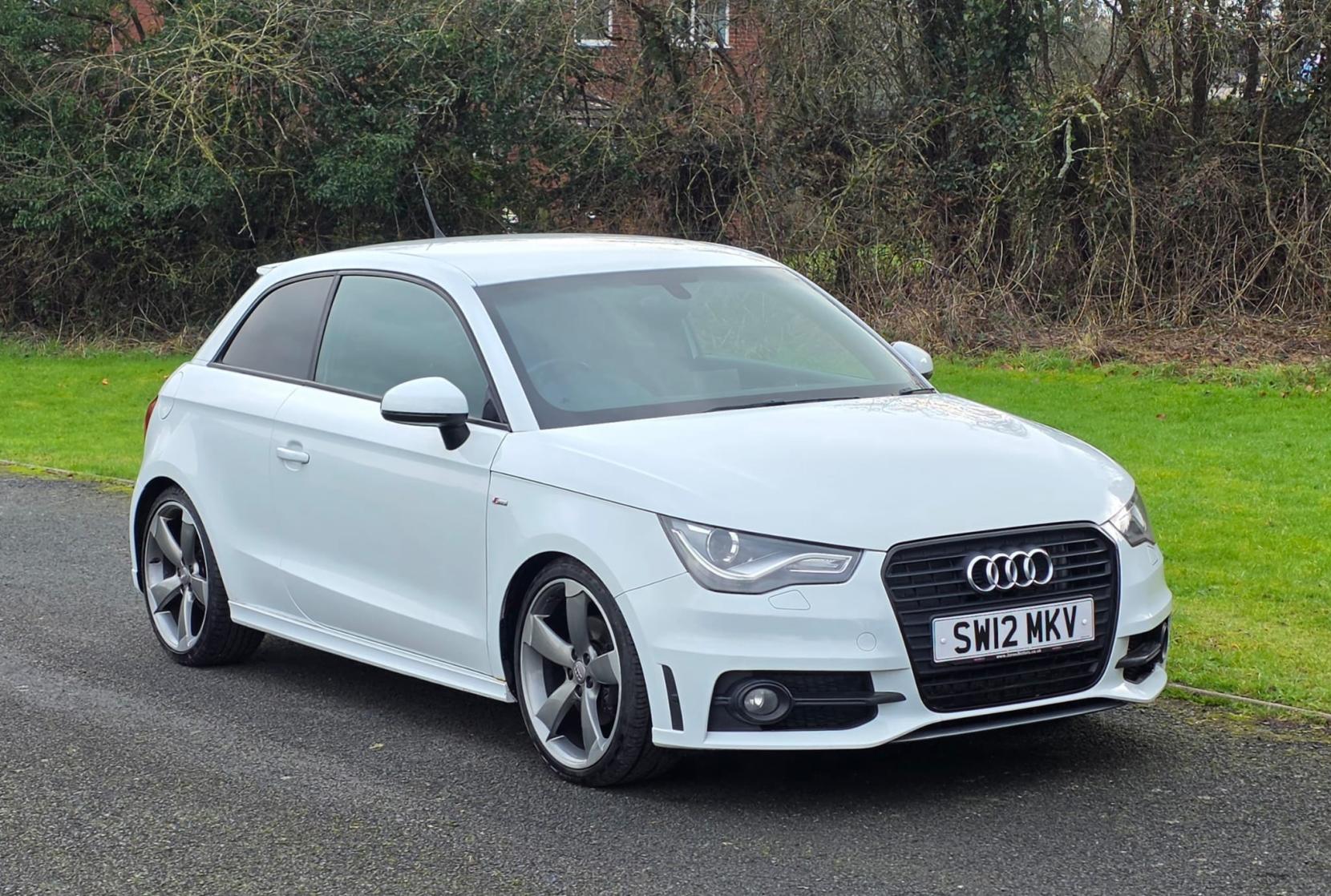 Audi A1 1.4 TFSI Black Edition Hatchback 3dr Petrol S Tronic Euro 5 (185 ps)