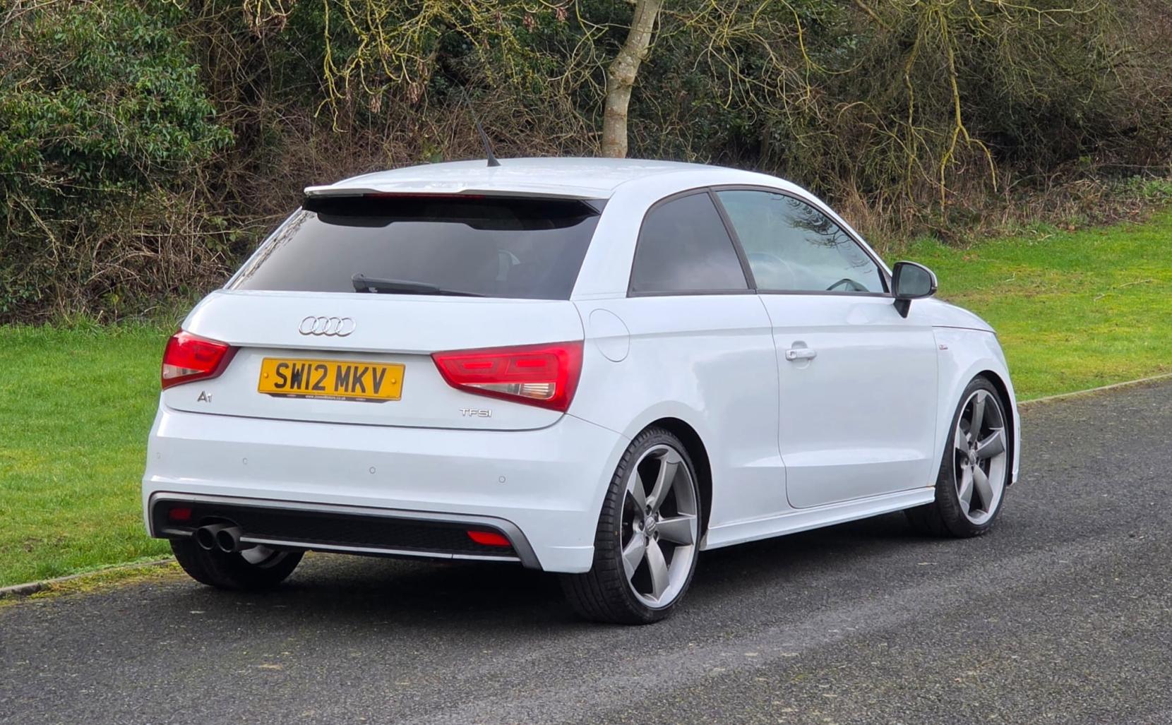 Audi A1 1.4 TFSI Black Edition Hatchback 3dr Petrol S Tronic Euro 5 (185 ps)