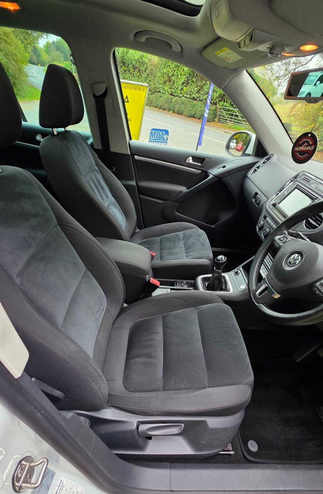 Volkswagen Tiguan 2.0 TDI BlueMotion Tech Match Edition SUV 5dr Diesel Manual 4WD Euro 6 (s/s) (150 ps)