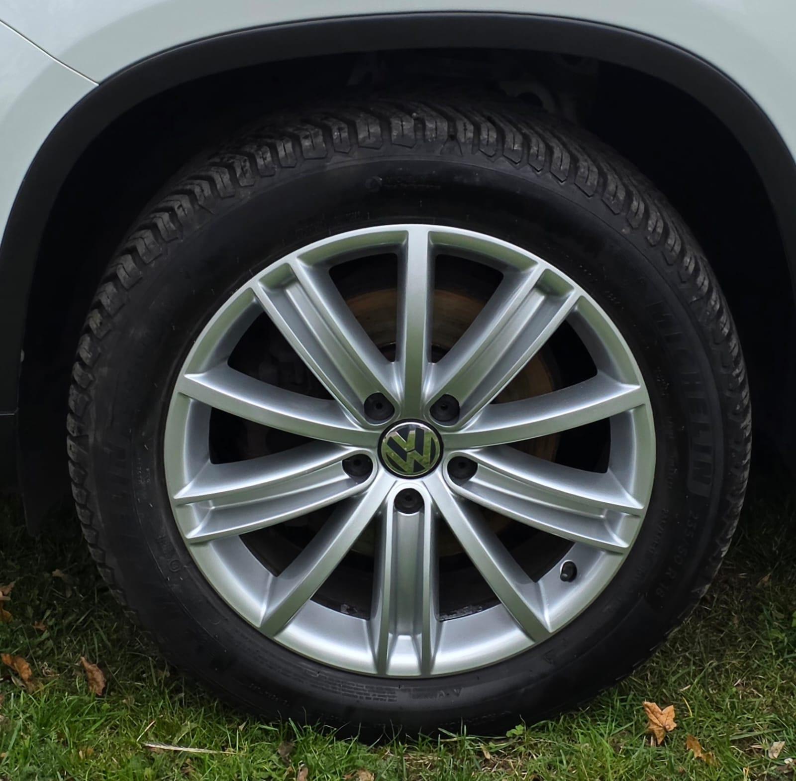 Volkswagen Tiguan 2.0 TDI BlueMotion Tech Match Edition SUV 5dr Diesel Manual 4WD Euro 6 (s/s) (150 ps)