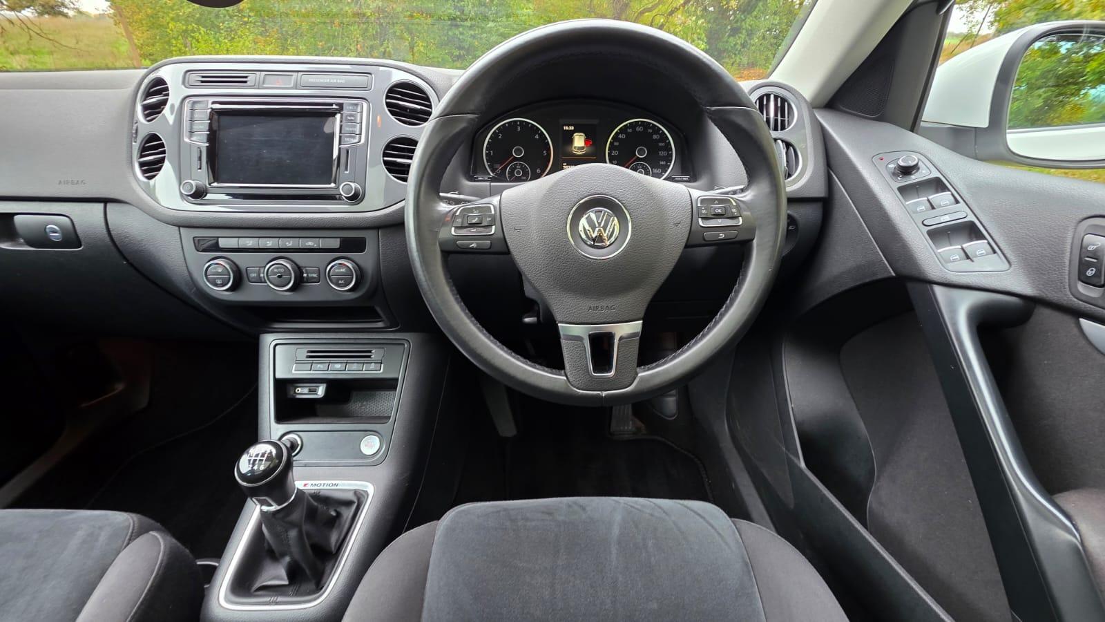 Volkswagen Tiguan 2.0 TDI BlueMotion Tech Match Edition SUV 5dr Diesel Manual 4WD Euro 6 (s/s) (150 ps)