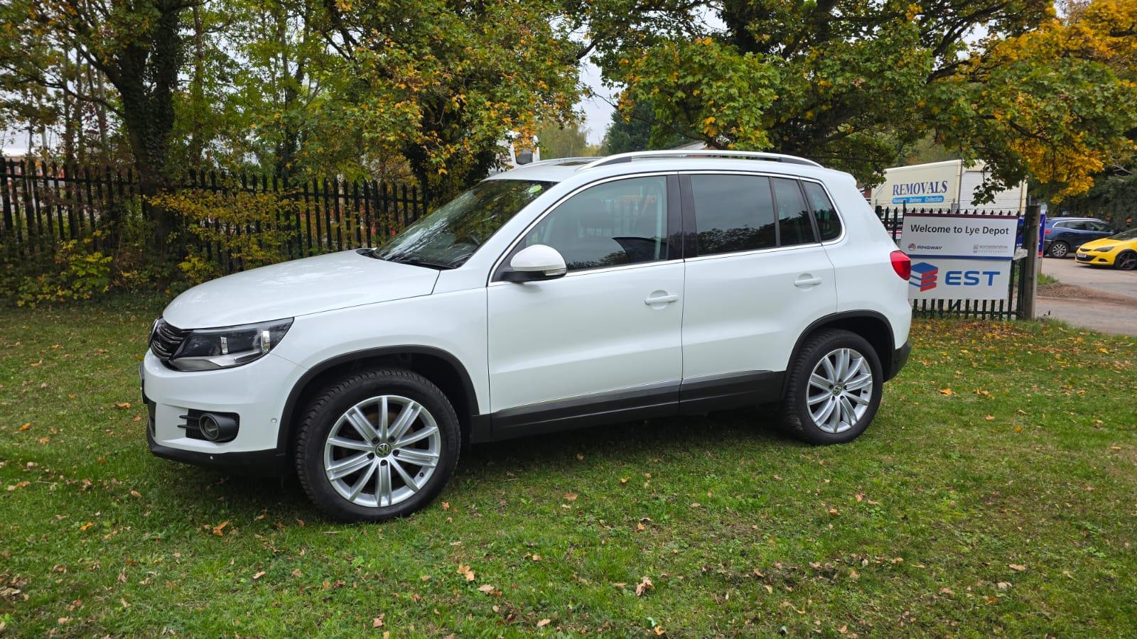 Volkswagen Tiguan 2.0 TDI BlueMotion Tech Match Edition SUV 5dr Diesel Manual 4WD Euro 6 (s/s) (150 ps)