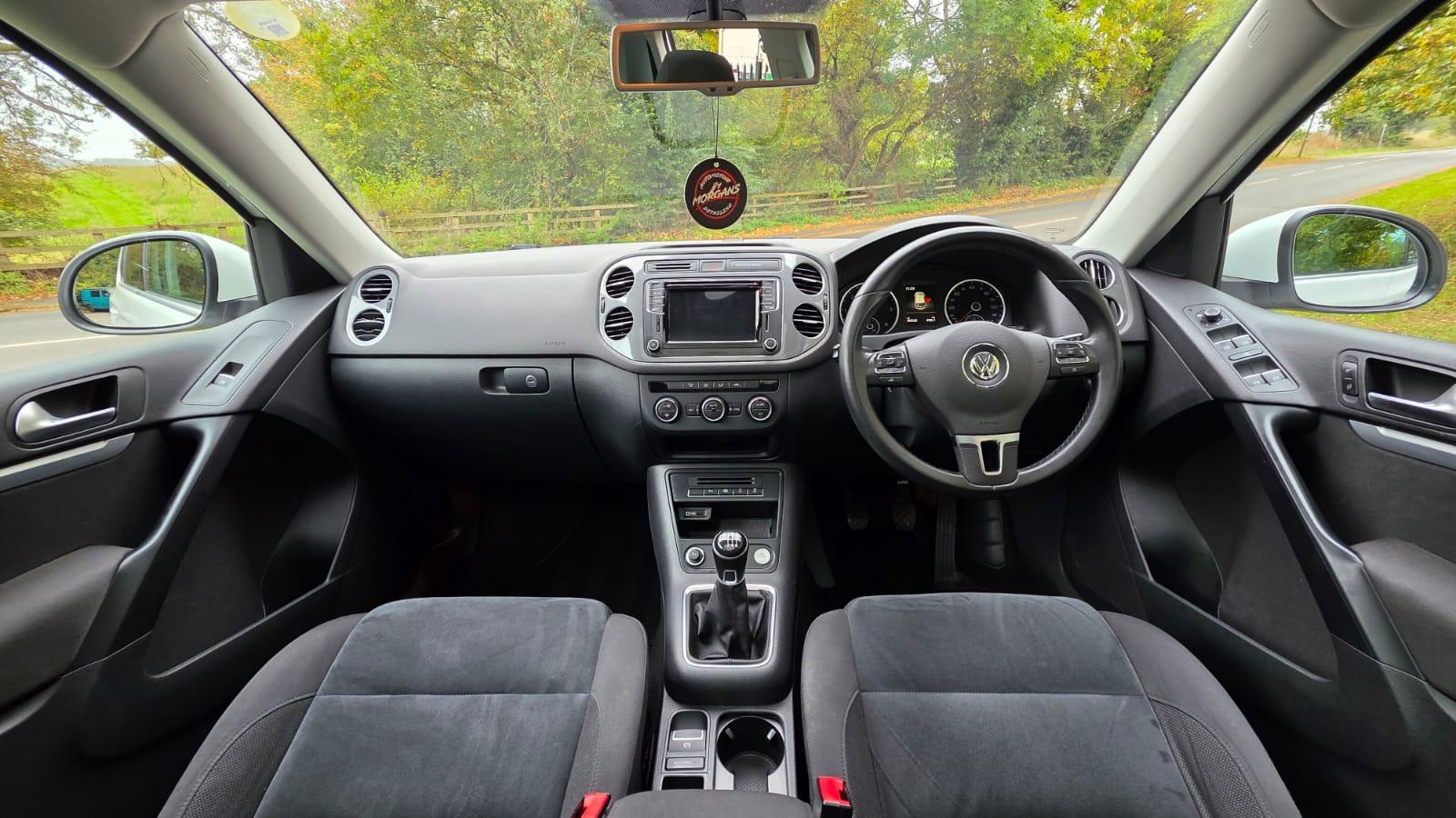 Volkswagen Tiguan 2.0 TDI BlueMotion Tech Match Edition SUV 5dr Diesel Manual 4WD Euro 6 (s/s) (150 ps)