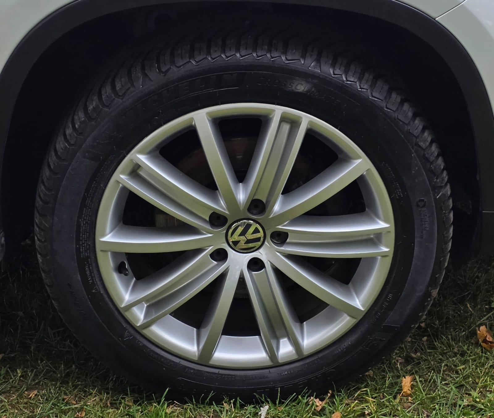 Volkswagen Tiguan 2.0 TDI BlueMotion Tech Match Edition SUV 5dr Diesel Manual 4WD Euro 6 (s/s) (150 ps)