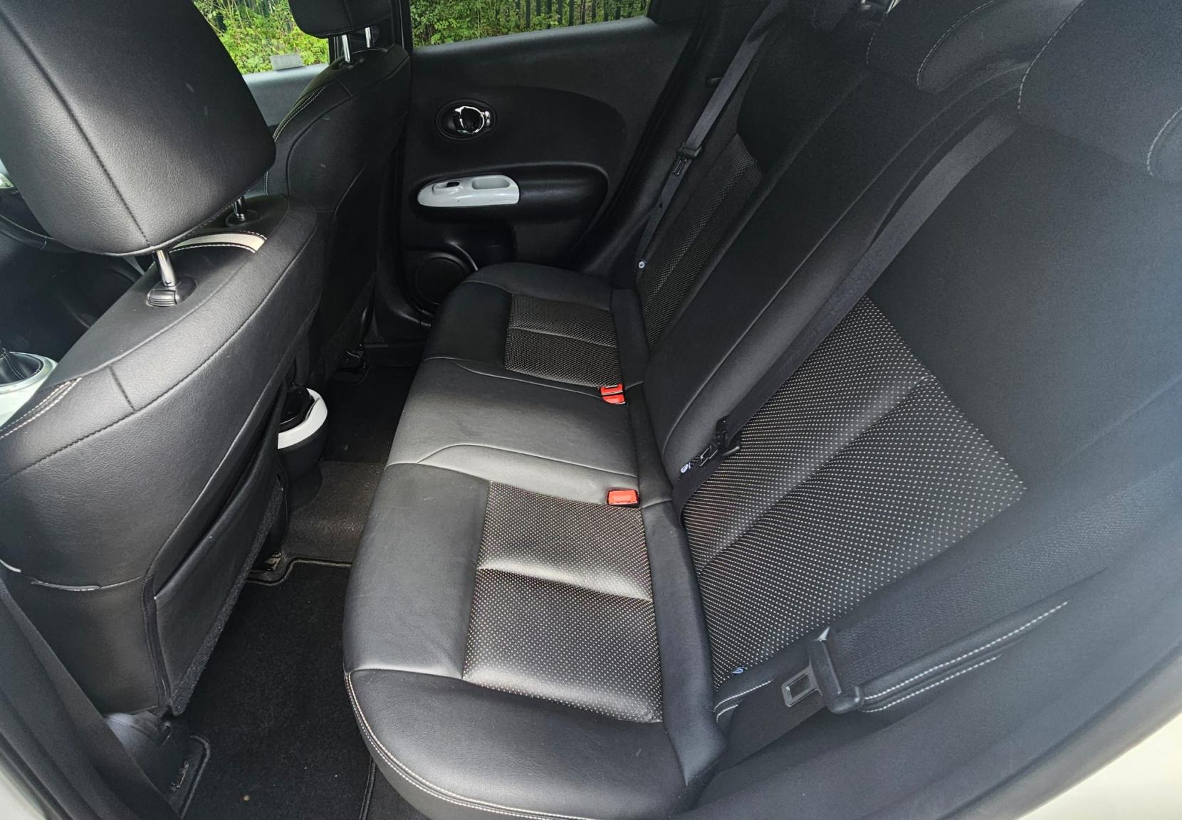 Nissan Juke 1.2 DIG-T Tekna SUV 5dr Petrol Manual Euro 6 (s/s) (115 ps)