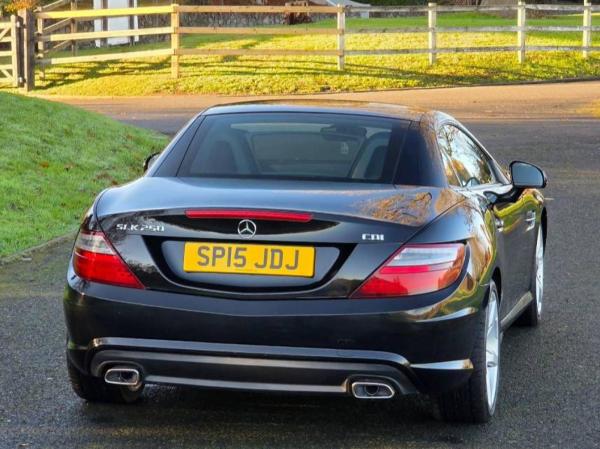 Mercedes-Benz SLK 2.1 SLK250 CDI AMG Sport Convertible 2dr Diesel G-Tronic+ Euro 5 (s/s) (204 ps)