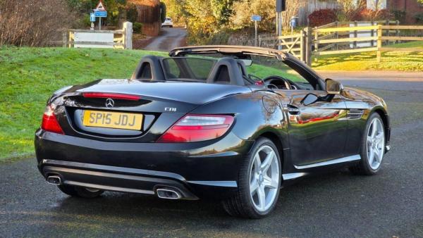 Mercedes-Benz SLK 2.1 SLK250 CDI AMG Sport Convertible 2dr Diesel G-Tronic+ Euro 5 (s/s) (204 ps)