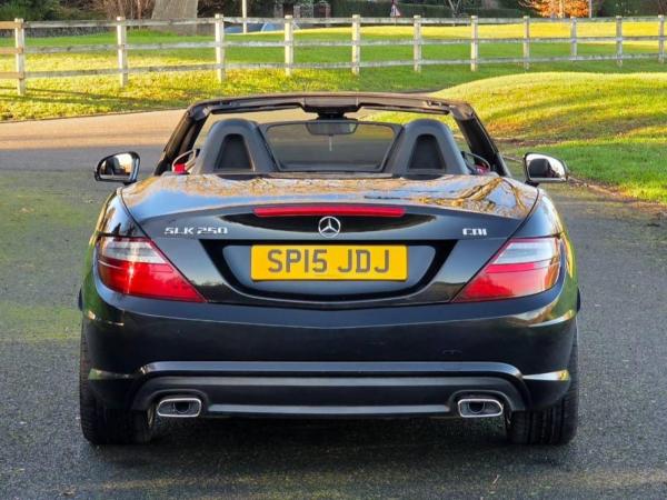 Mercedes-Benz SLK 2.1 SLK250 CDI AMG Sport Convertible 2dr Diesel G-Tronic+ Euro 5 (s/s) (204 ps)