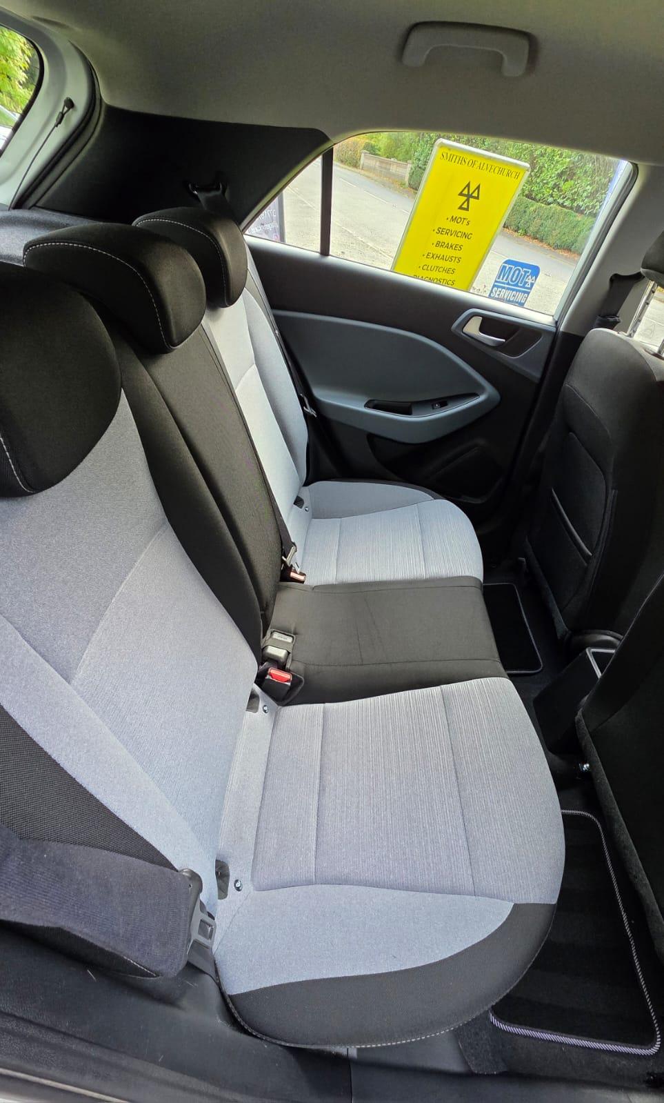 Hyundai i20 1.2 Blue Drive SE Hatchback 5dr Petrol Manual Euro 6 (s/s) (84 ps)