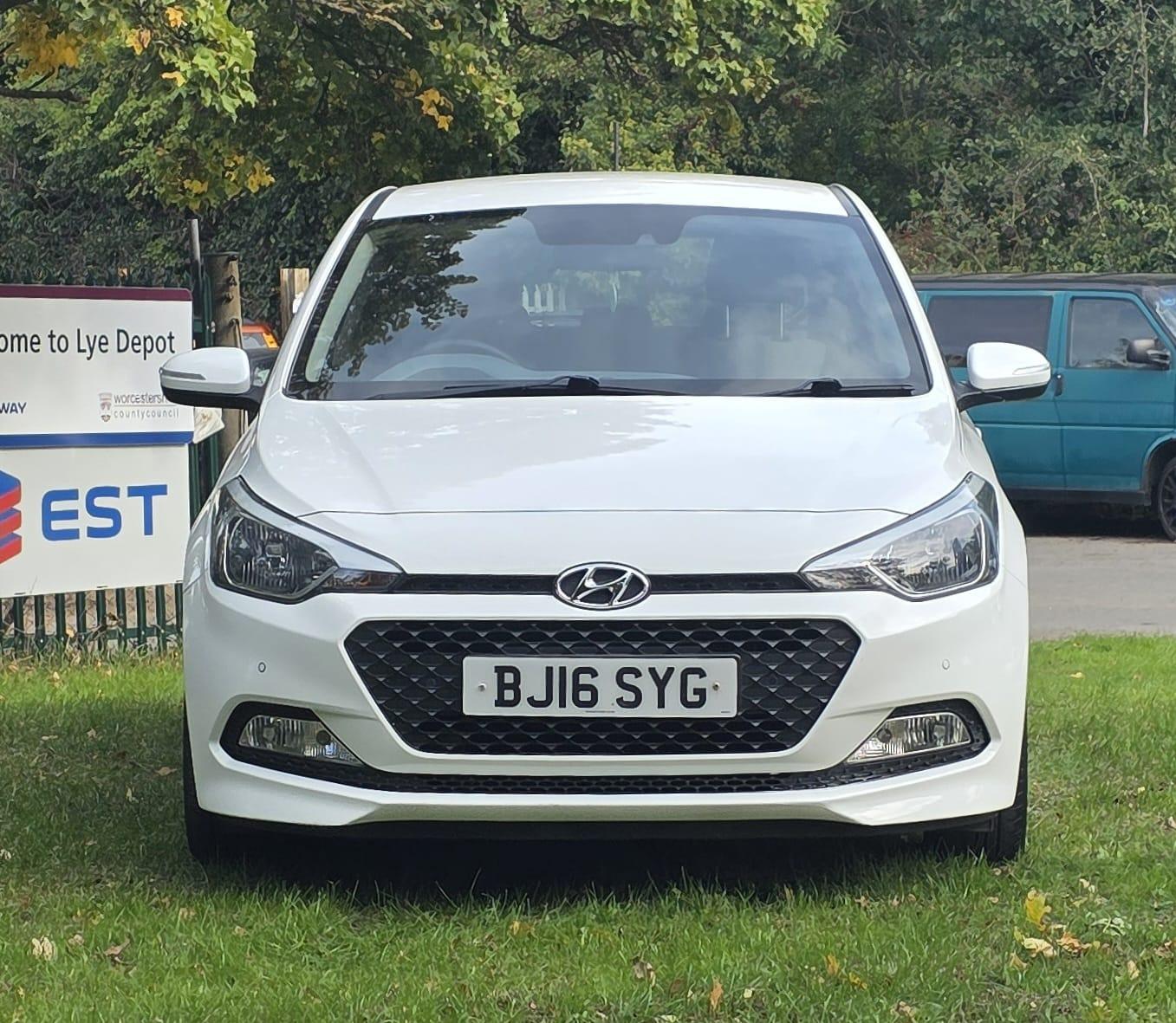 Hyundai i20 1.2 Blue Drive SE Hatchback 5dr Petrol Manual Euro 6 (s/s) (84 ps)
