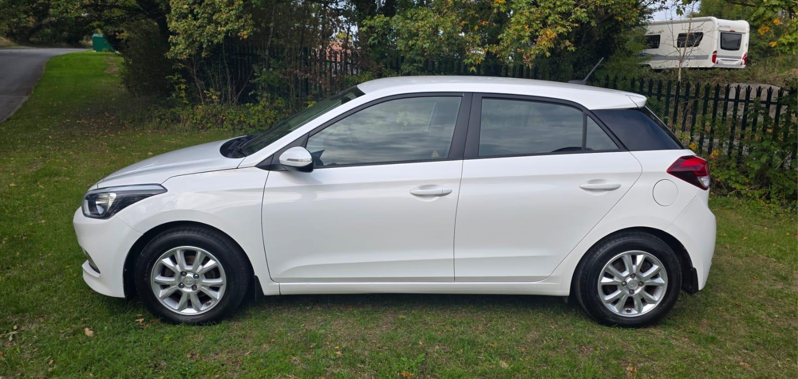 Hyundai i20 1.2 Blue Drive SE Hatchback 5dr Petrol Manual Euro 6 (s/s) (84 ps)