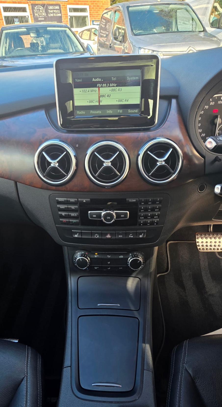 Mercedes-Benz B Class 1.8 B200 CDI Sport MPV 5dr Diesel 7G-DCT Euro 5 (s/s) (136 ps)