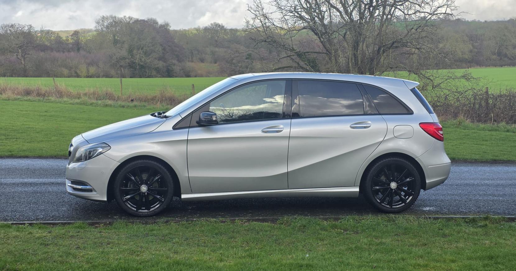 Mercedes-Benz B Class 1.8 B200 CDI Sport MPV 5dr Diesel 7G-DCT Euro 5 (s/s) (136 ps)