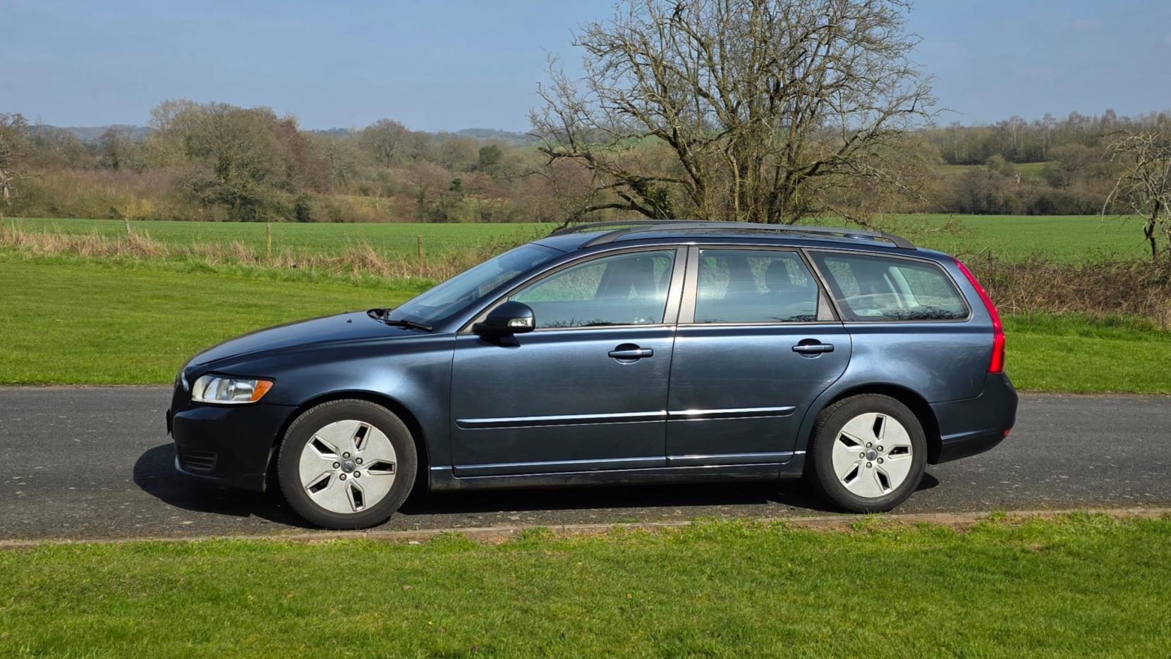 Volvo V50 1.6D DRIVe S Estate 5dr Diesel Manual Euro 4 (s/s) (109 ps)