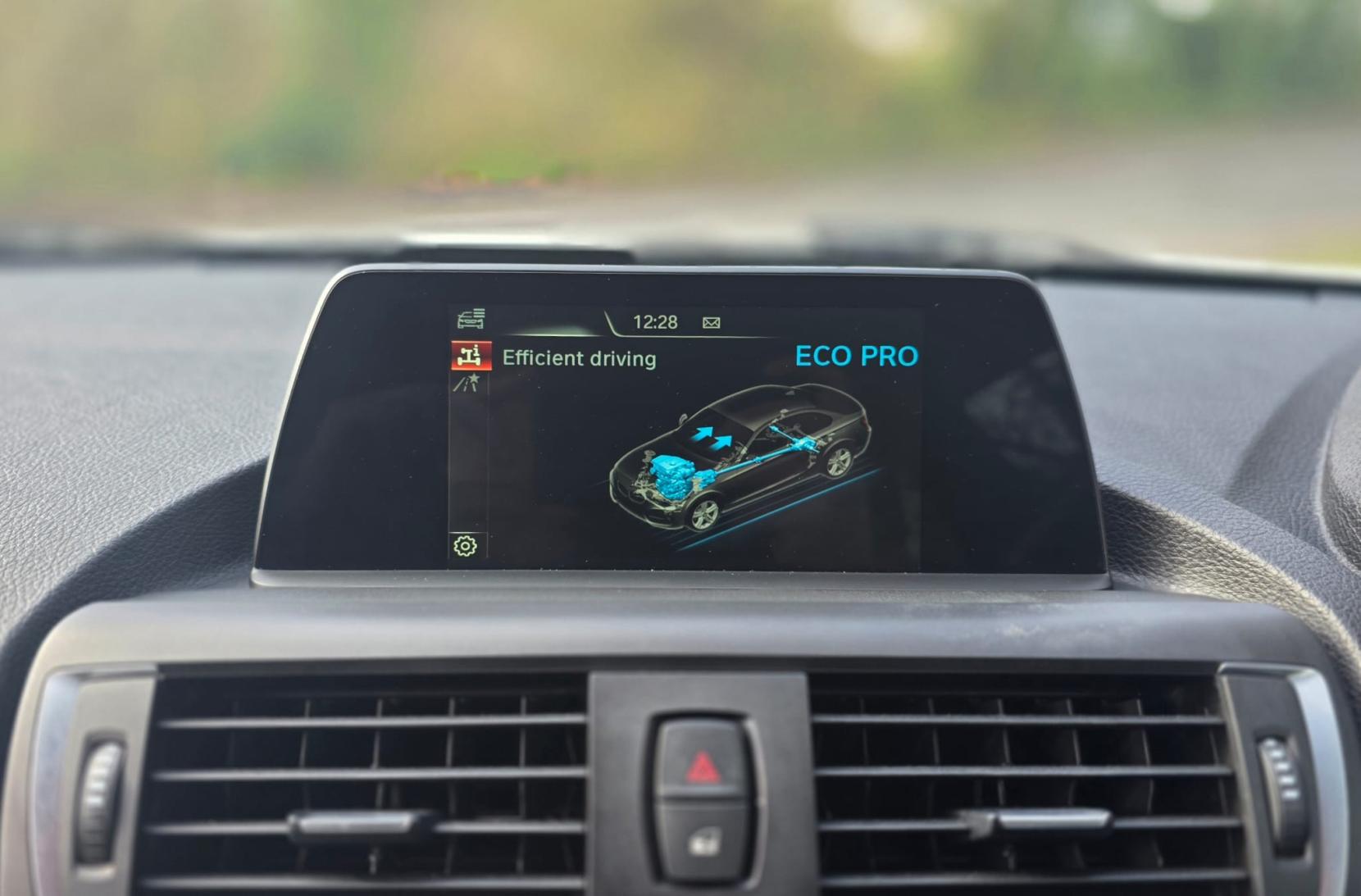 BMW 2 Series 1.5 218i Sport Coupe 2dr Petrol Manual Euro 6 (s/s) (136 ps)