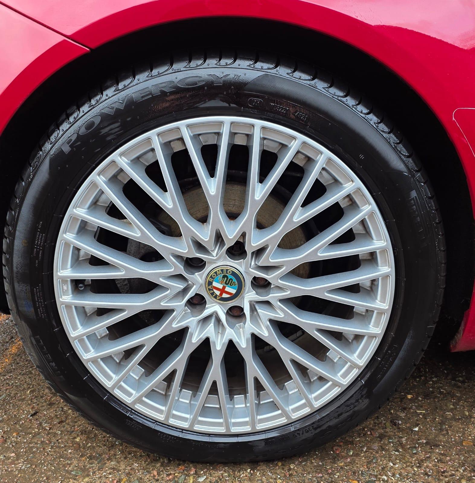 Alfa Romeo Spider 2.2 JTS Convertible 2dr Petrol Manual (221 g/km, 185 bhp)