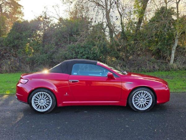 Alfa Romeo Spider 2.2 JTS Convertible 2dr Petrol Manual (221 g/km, 185 bhp)