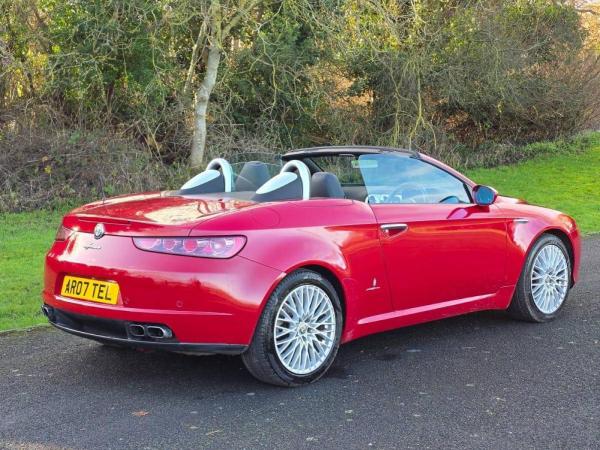 Alfa Romeo Spider 2.2 JTS Convertible 2dr Petrol Manual (221 g/km, 185 bhp)
