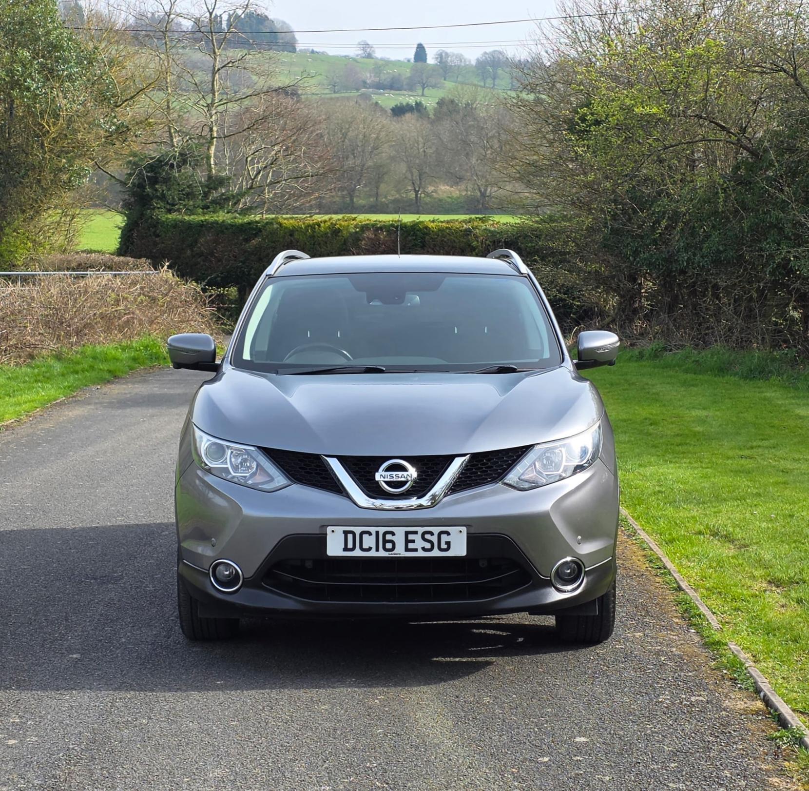 Nissan Qashqai 1.2 DIG-T N-Connecta SUV 5dr Petrol Manual 2WD Euro 6 (s/s) (115 ps)